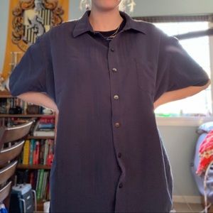 Short sleeve button down